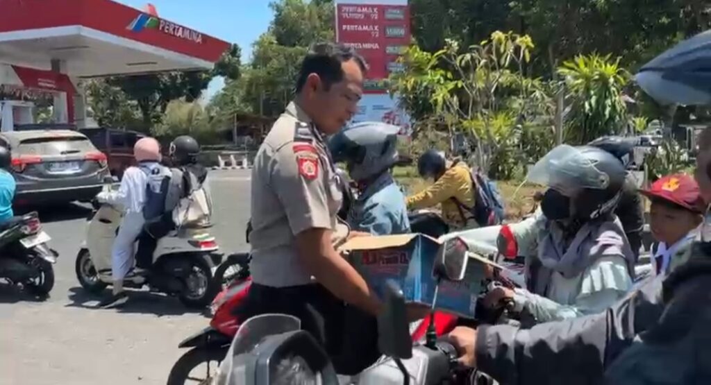 KEMBALI (2)